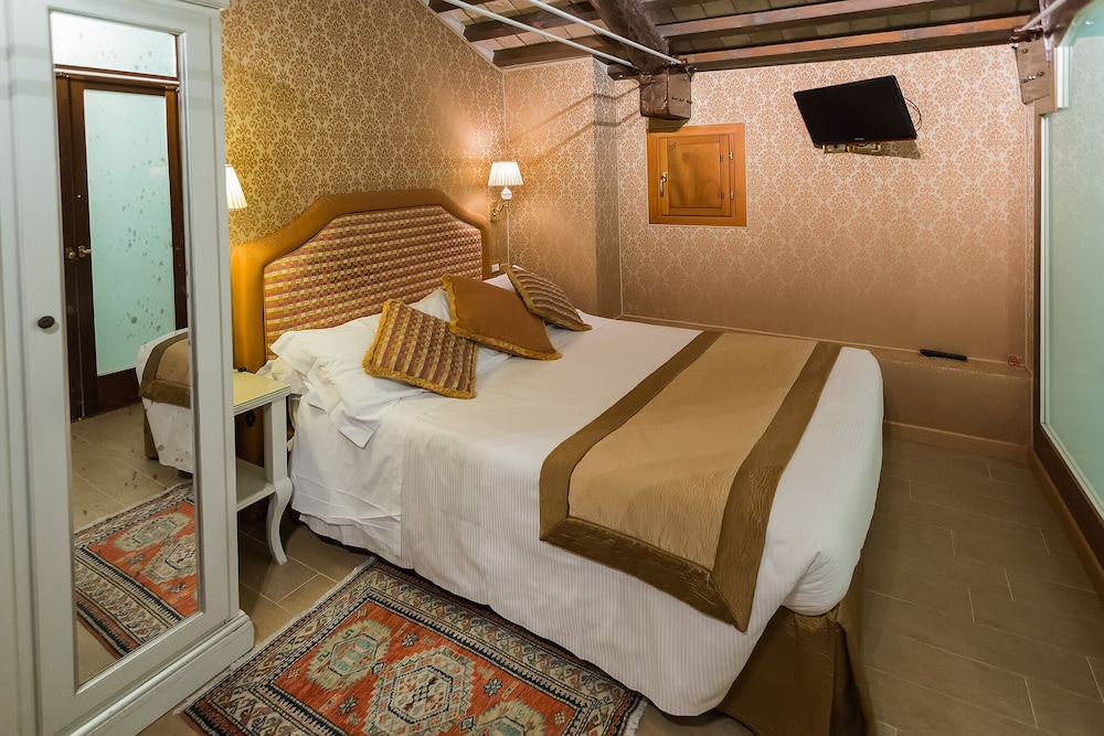 COMFORT, ANNEX