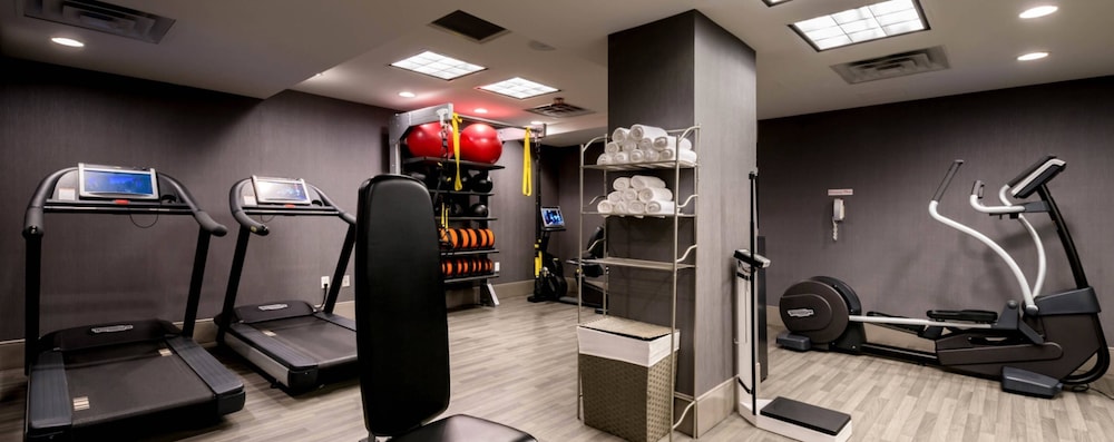 Fairfield Inn and Suites New York Manhattan Times Square 20/25