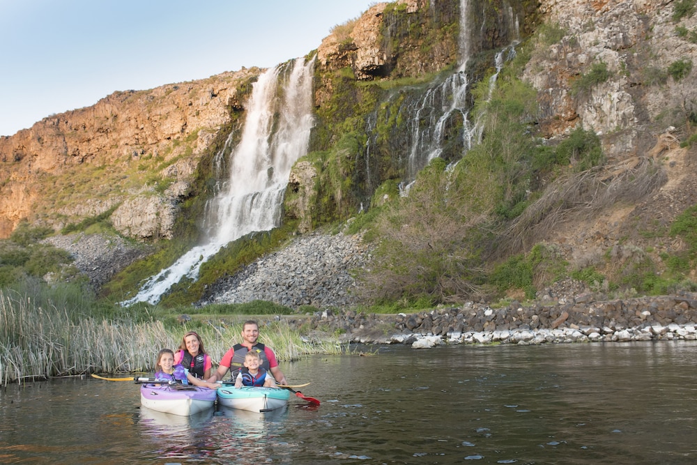 FAIRFIELD INN & SUITES BY MARRIOTT TWIN FALLS 18/34