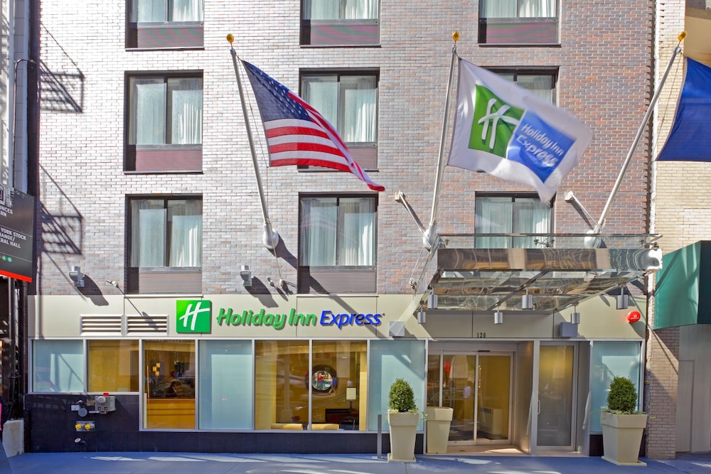 Holiday Inn Express New York City Wall Street 7/51