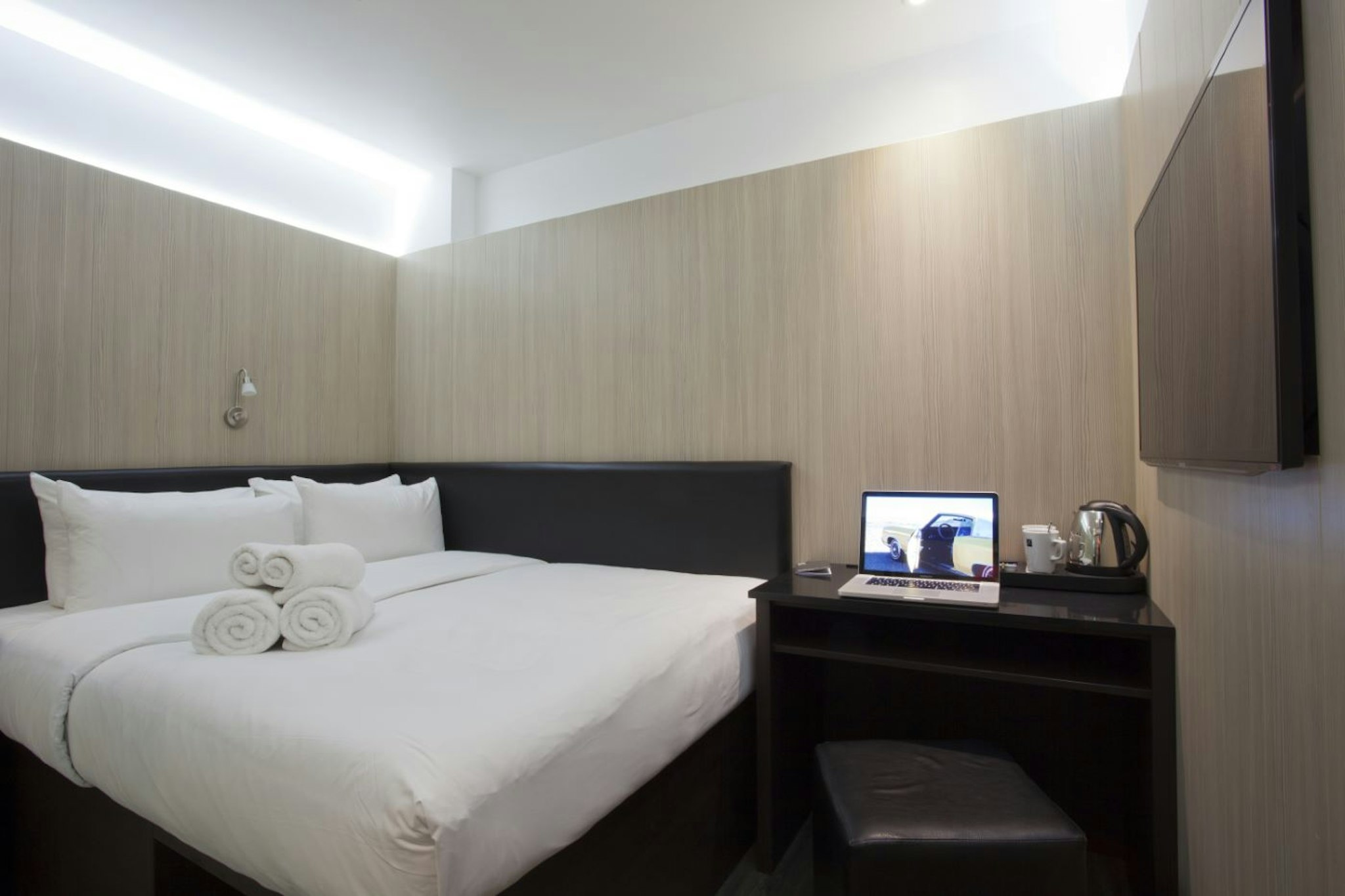 Z Hotel Victoria 4/19