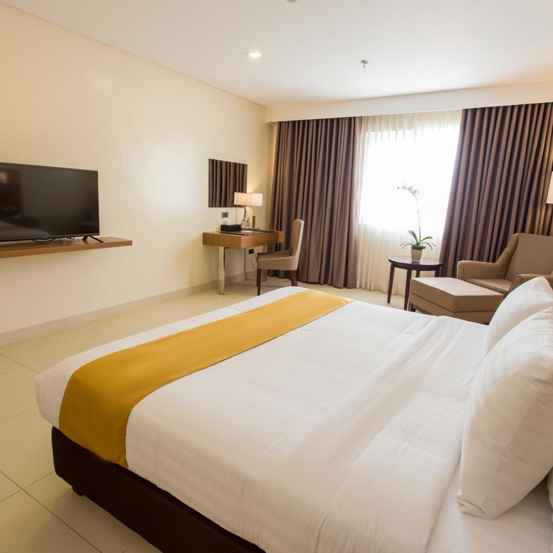 Deluxe, King Bed, Old Tower
