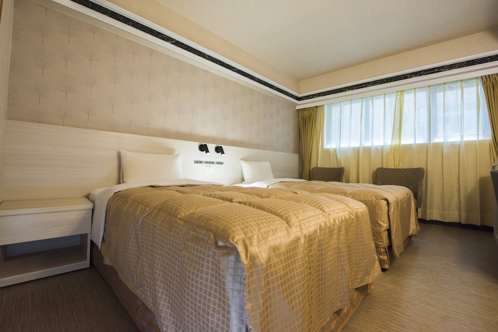 SUPERIOR, TWIN BEDS
