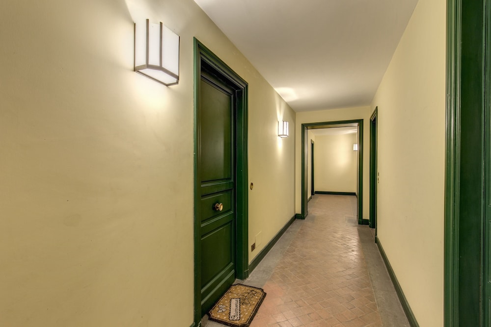 Trevi Miracle Suite 21/37