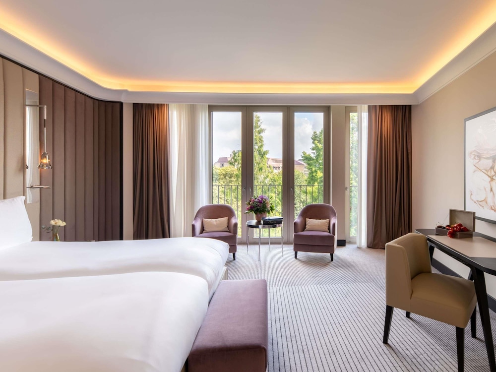 Sofitel Frankfurt Opera 28/75