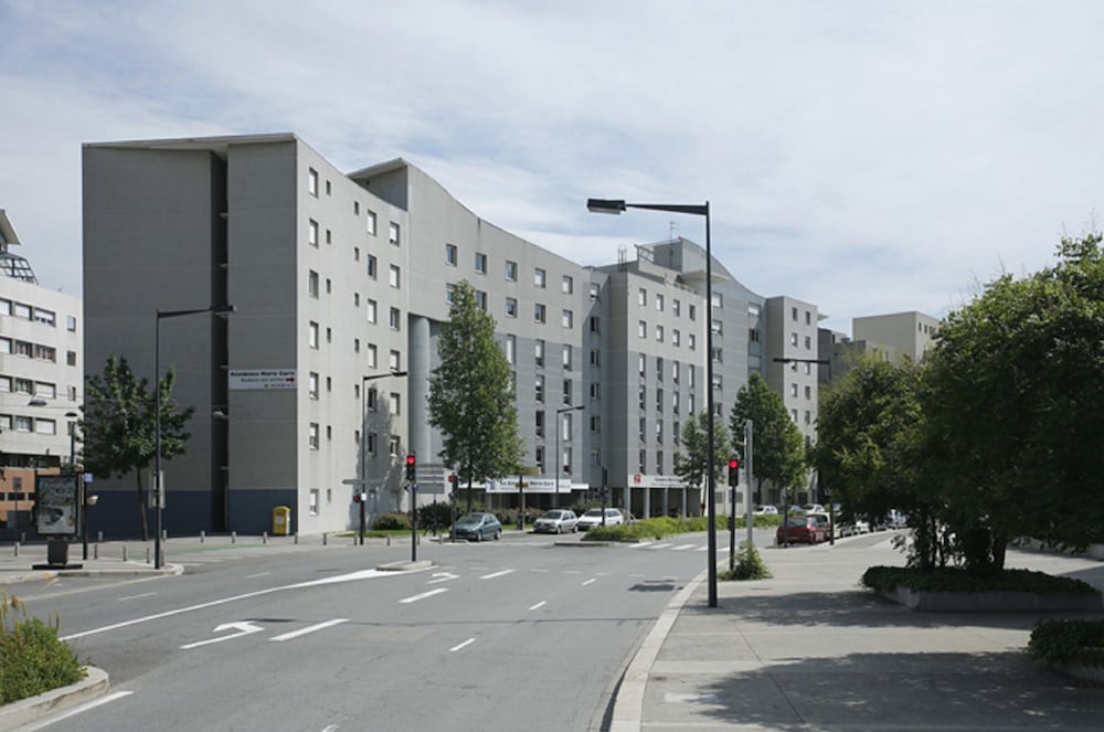 Sejours Et Affaires Marie Curie 33/43