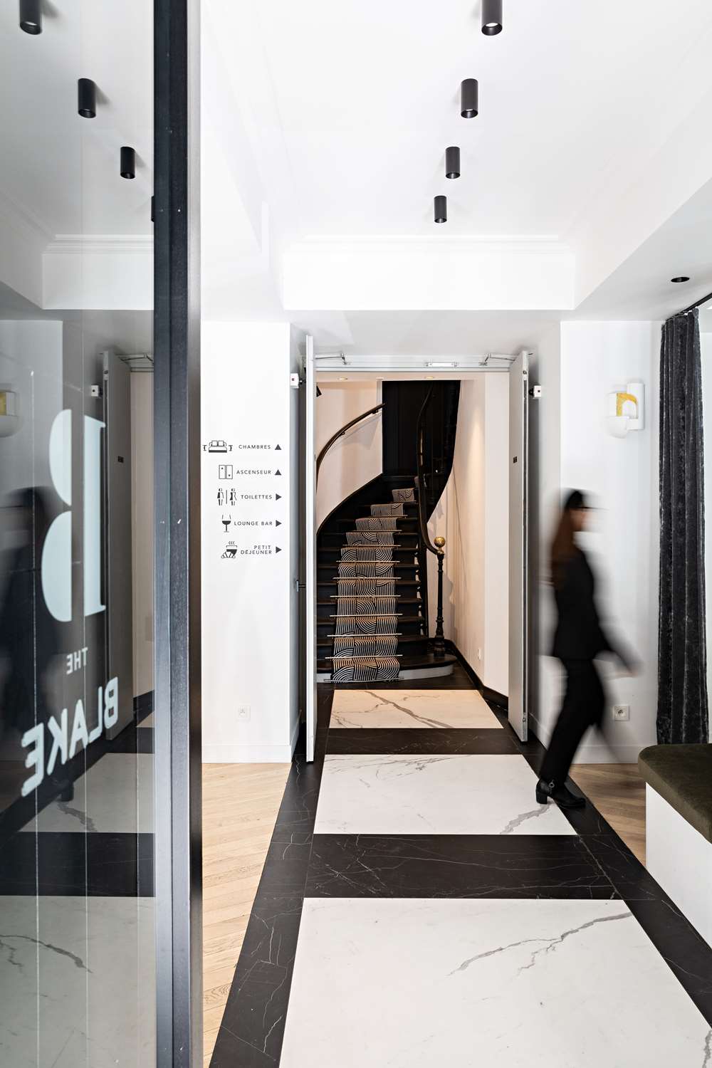 Best Western Premier The Blake Paris Gare Saint Lazare 28/44