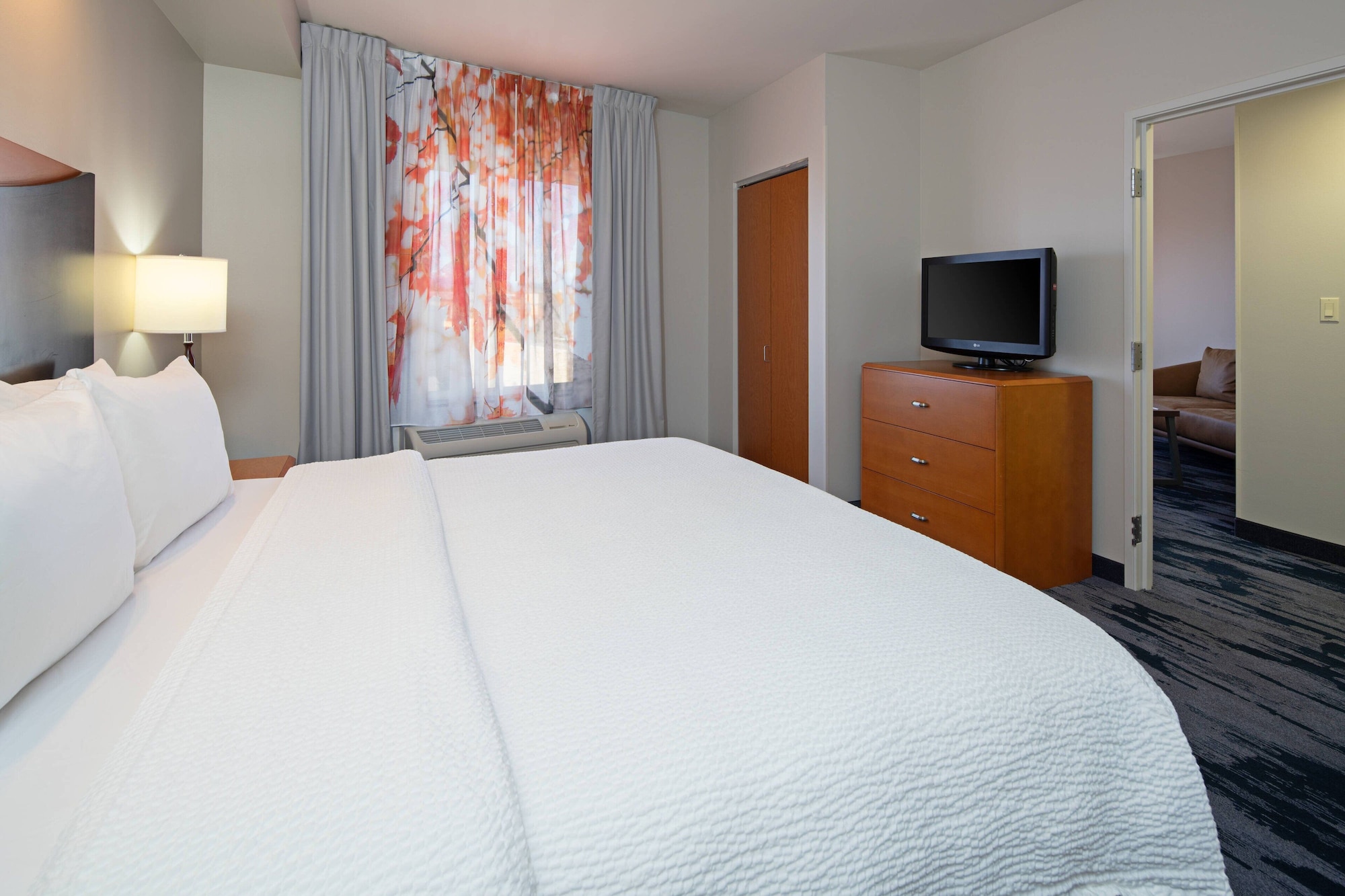 Room at Fairfield Inn & Suites Seattle Bremerton, BREMERTON - WA