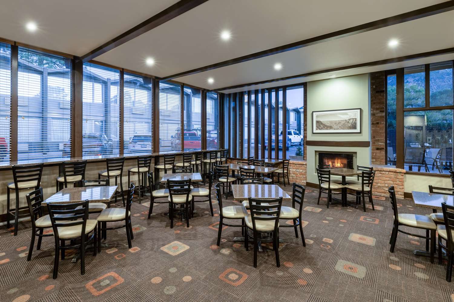 Best Western Pony Soldier Inn & Suites 28/40