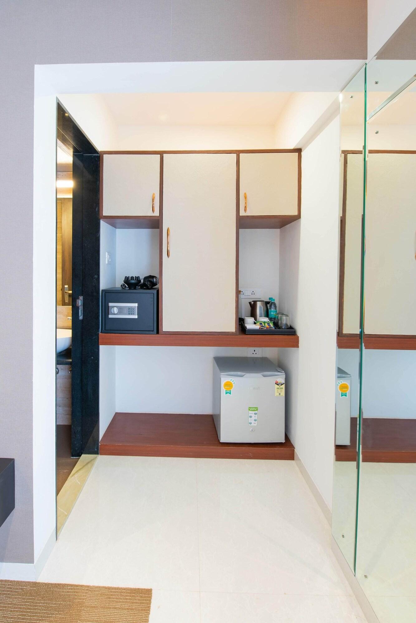 StayBird - B Suite, Business Hotel, Kharadi (ex I suite Beacon) 5/52