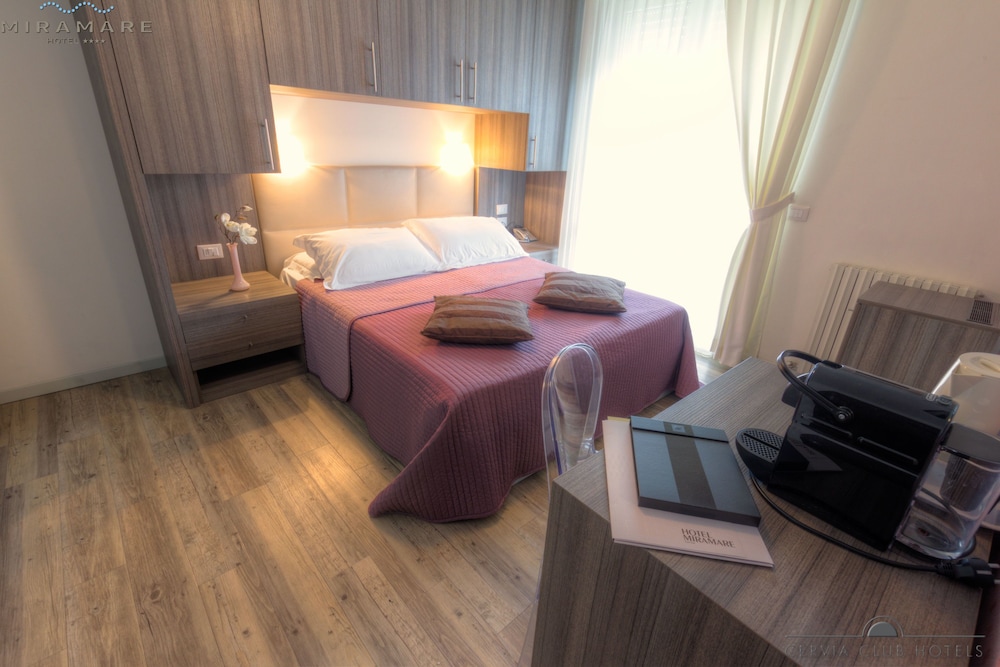 HOTEL MIRAMARE 47/70