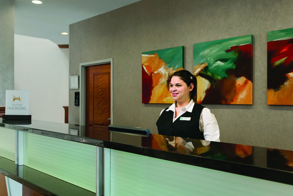 Embassy Suites by Hilton Dulles North Loudoun 6/58