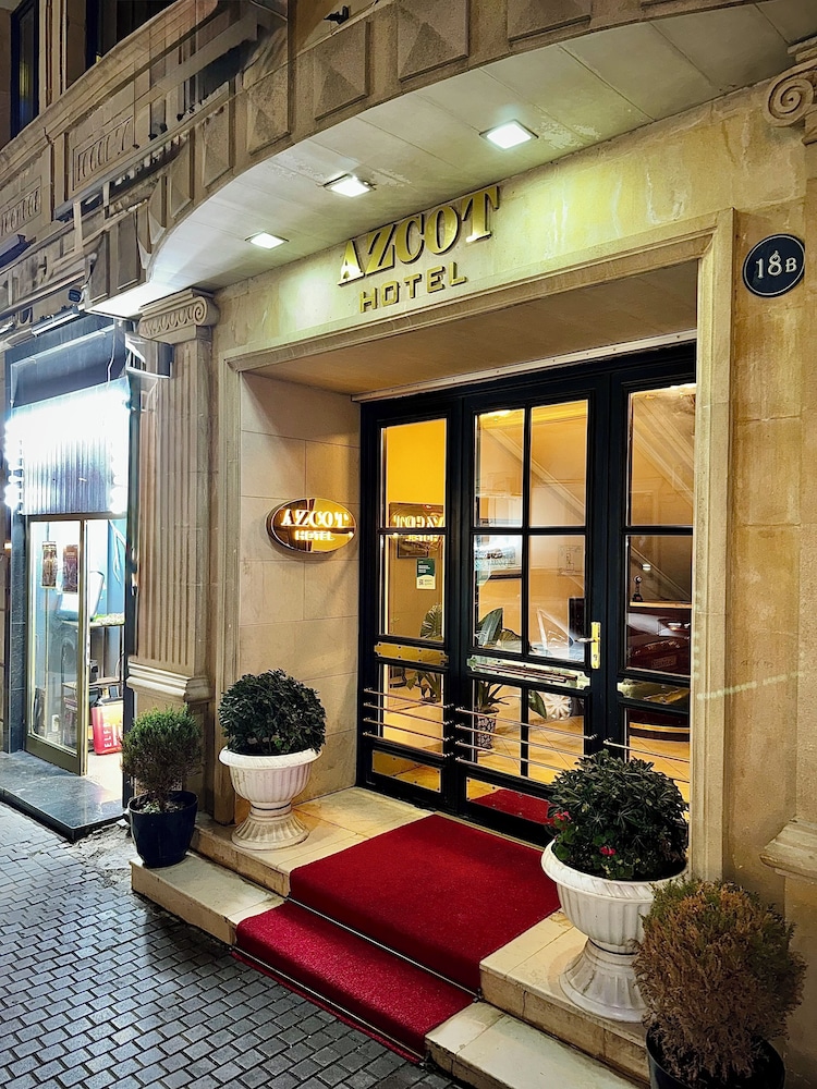 Azcot Hotel 34/45