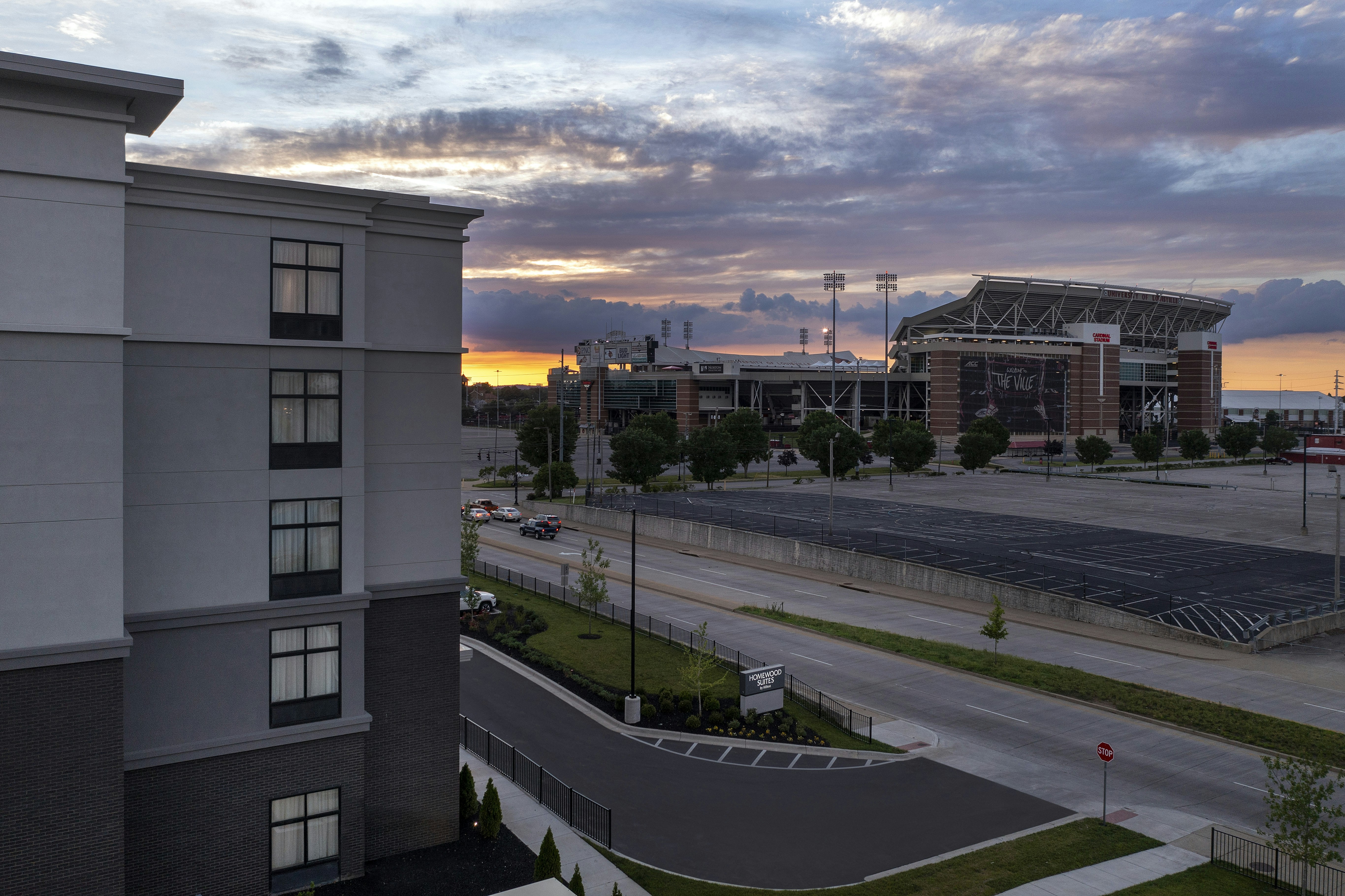 Homewood Suites by Hilton Louisville Airport 5/38