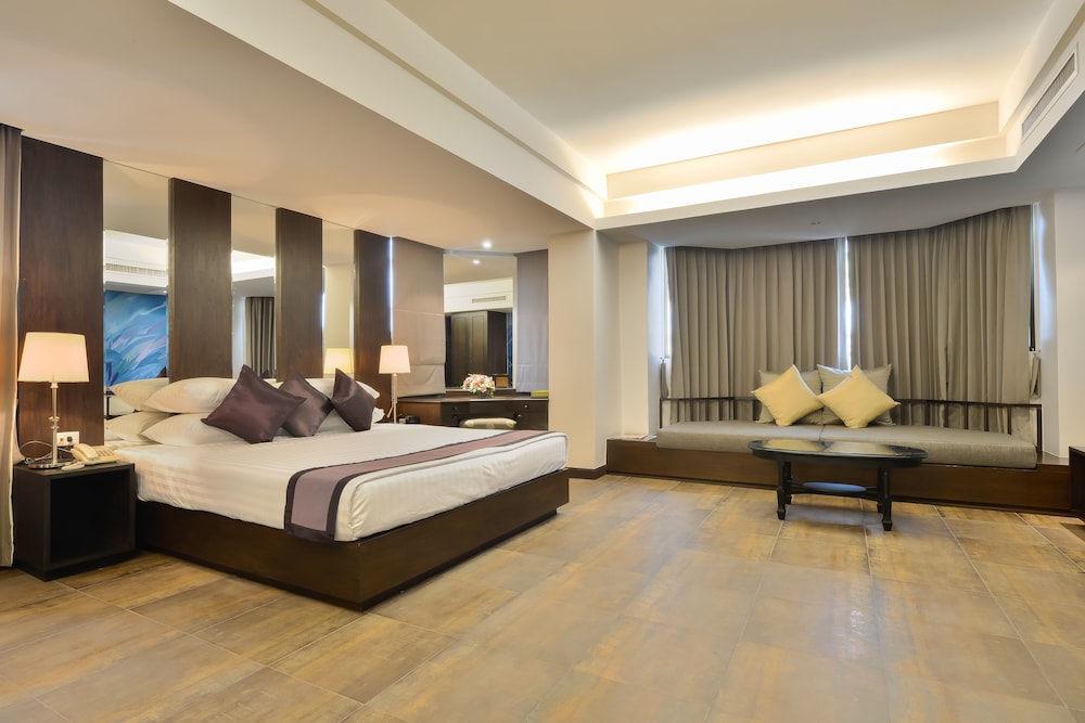 The Grand Sathorn 10/56