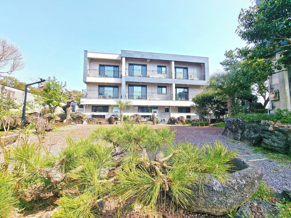 Orojeju Pension 3/35