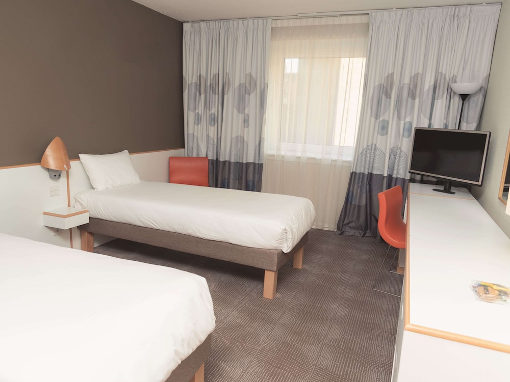 Novotel Glasgow Centre 25/65