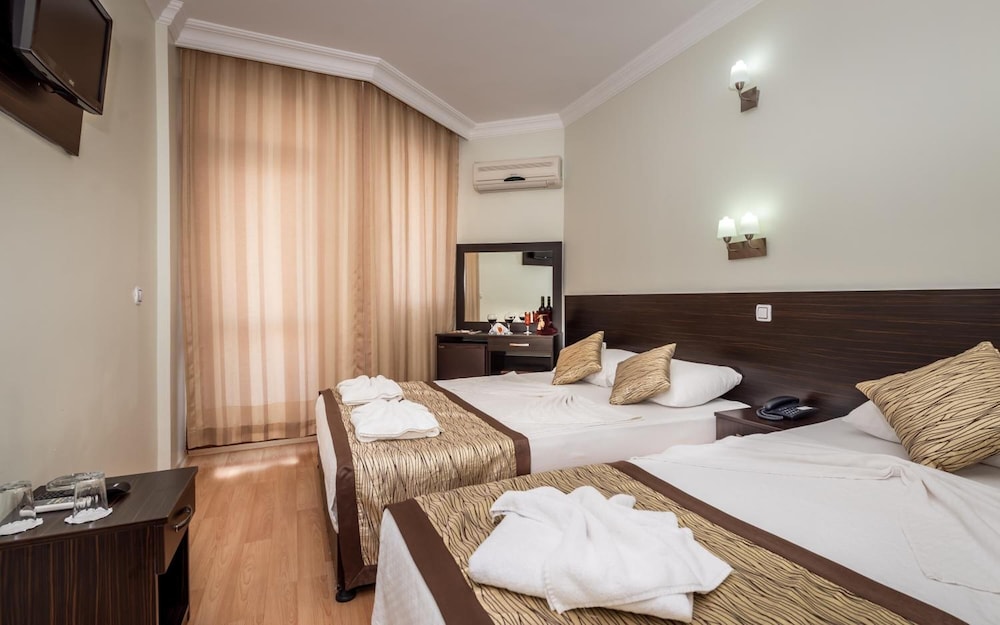 Zel Hotel 36/68