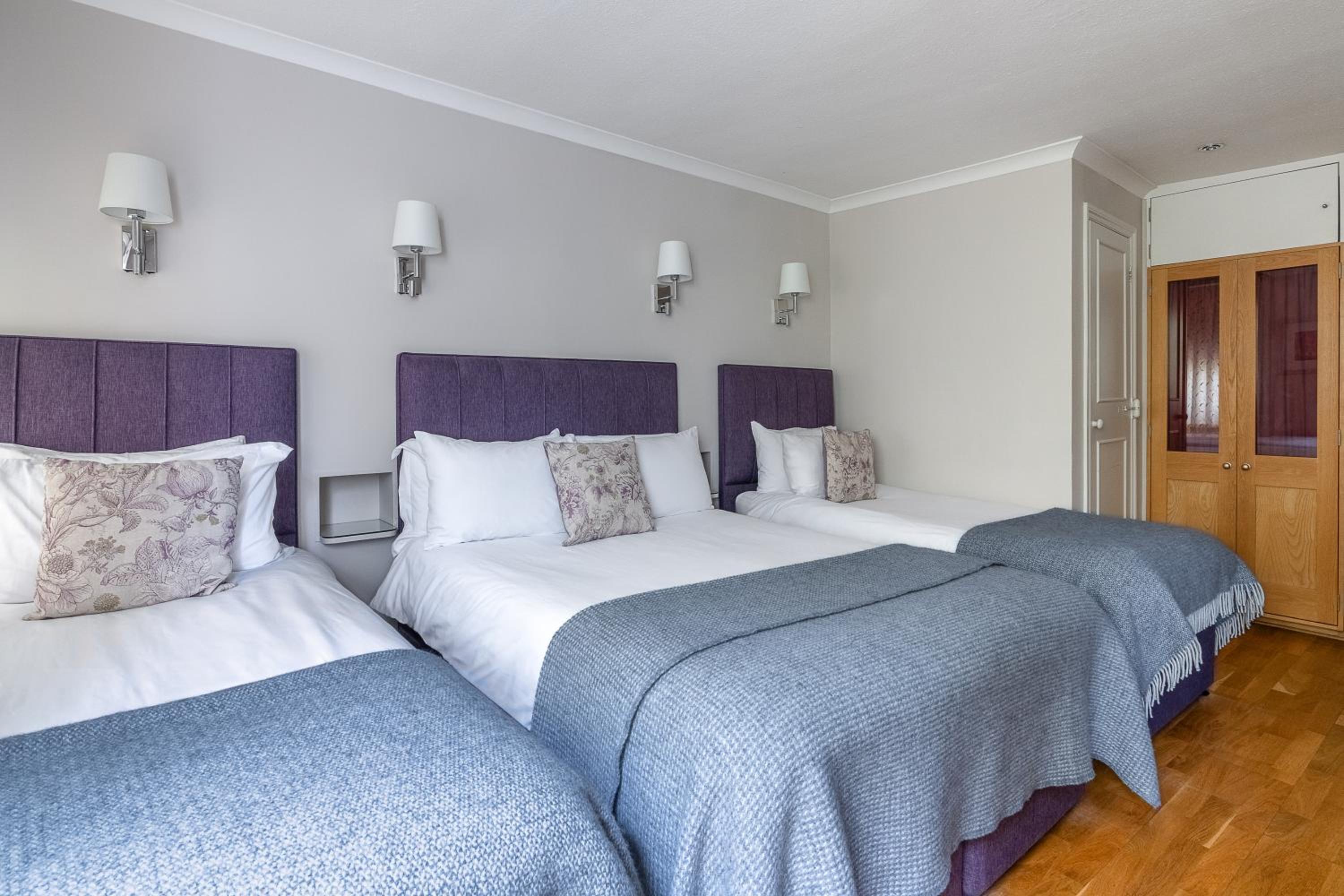 Harlingford Hotel 14/50
