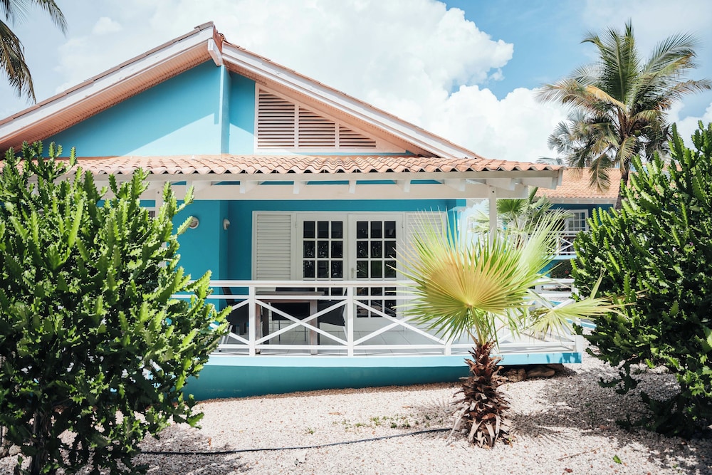 Bon Bini Resort 4/60