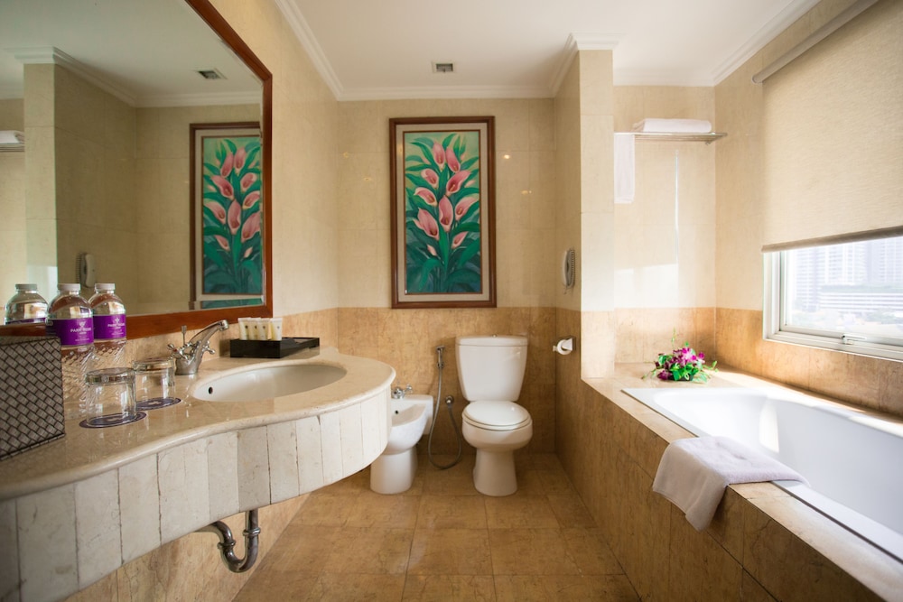 Arion Suites Hotel Kemang 20/20