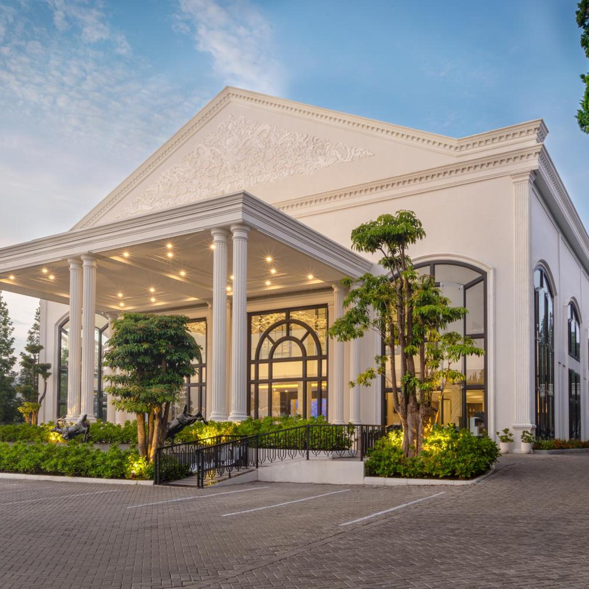 Eminence Golf and Resort Lembang Bandung 48/61