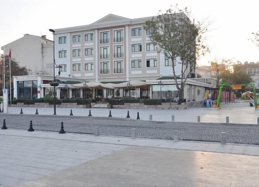 Buyuk Truva Oteli 26/28