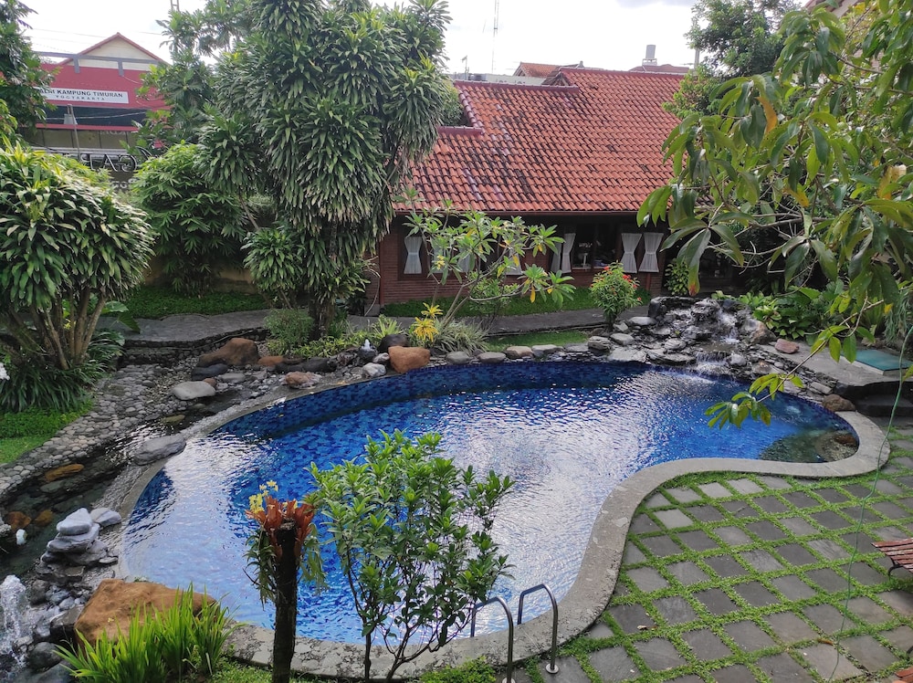 Duta Garden Boutique Villa 59/65