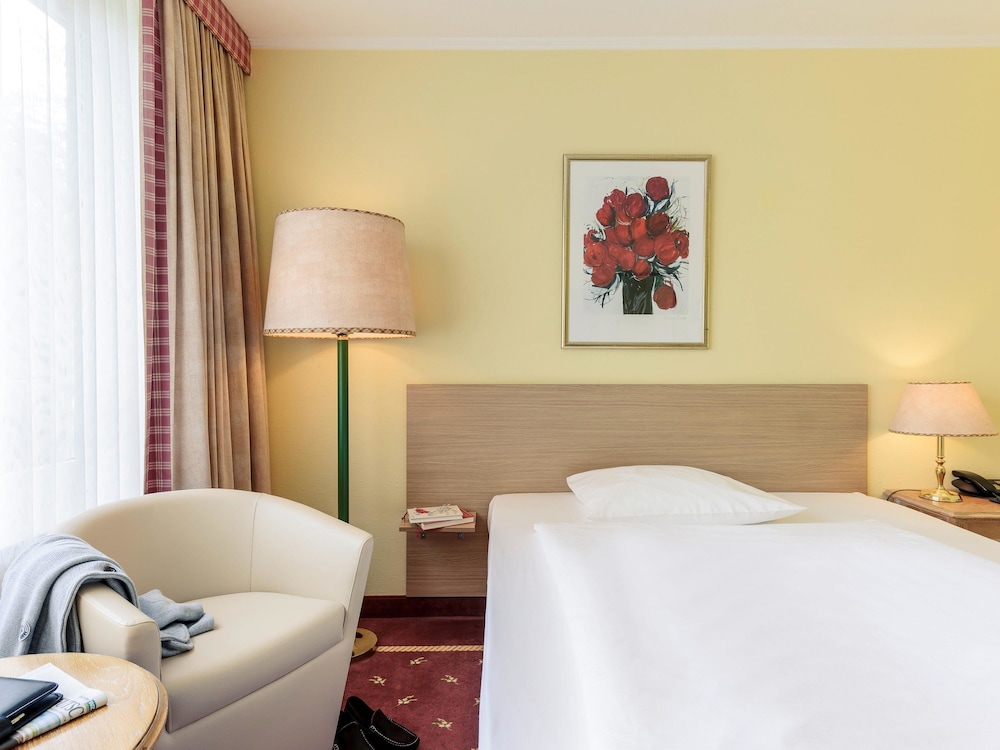 Hotel Krefelder Hof 7/39