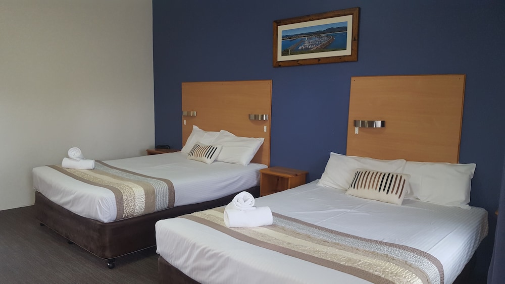 Sanctuary Resort Motor Inn 7/30