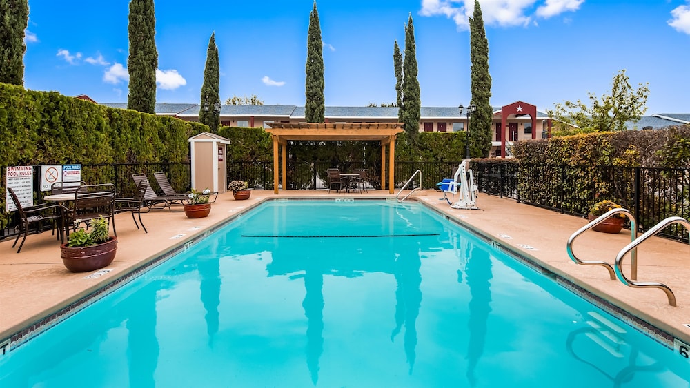 Best Western Johnson City Inn 6/37