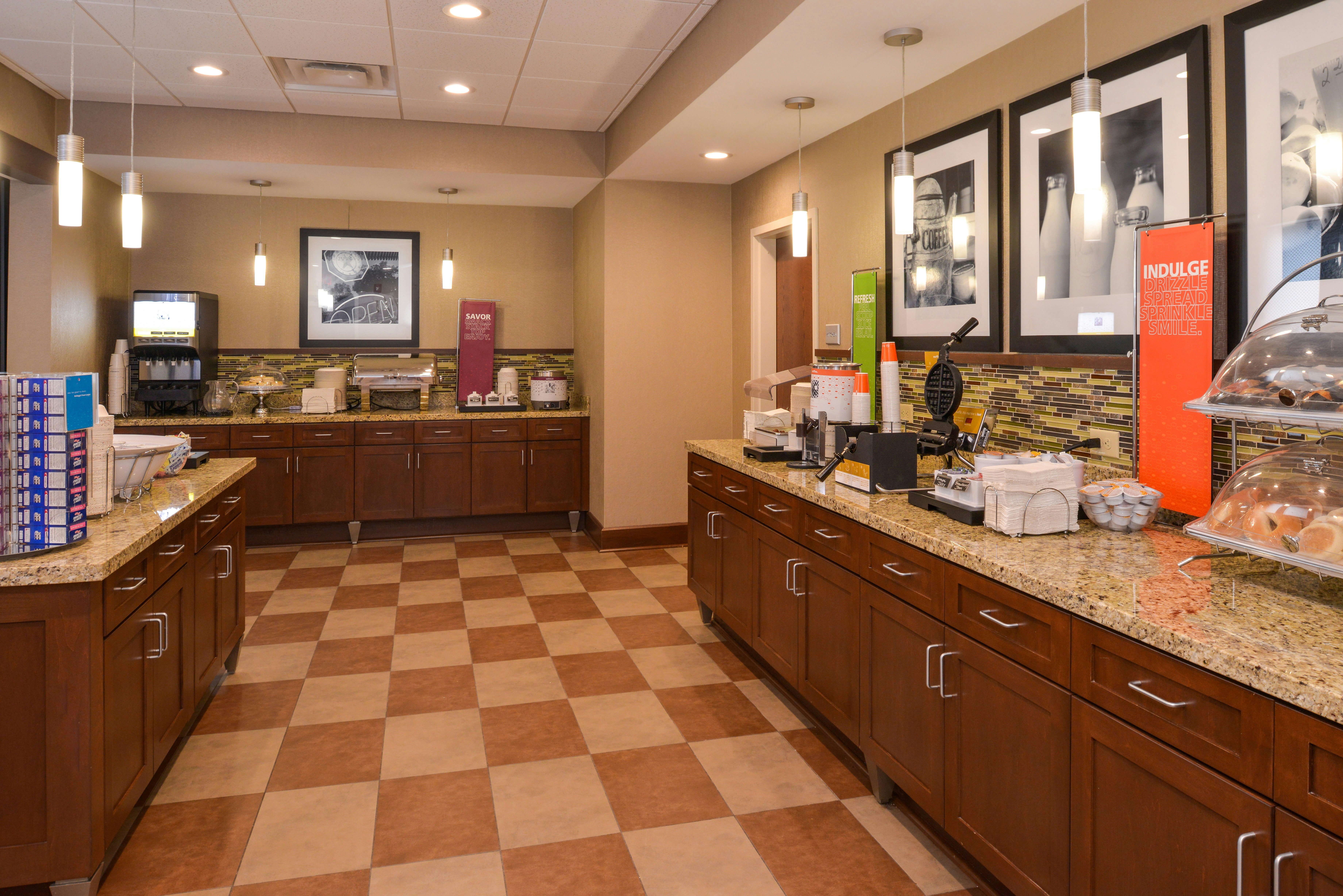 Hampton Inn & Suites by Hilton Lonoke 8/36