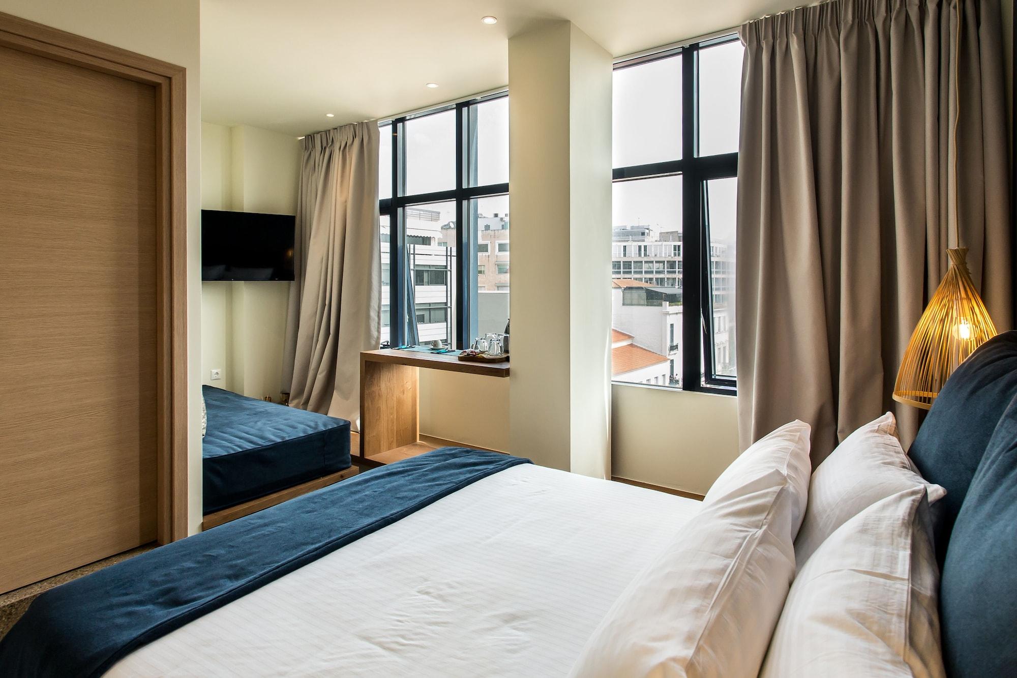 Senior, Suite, Metropolis View