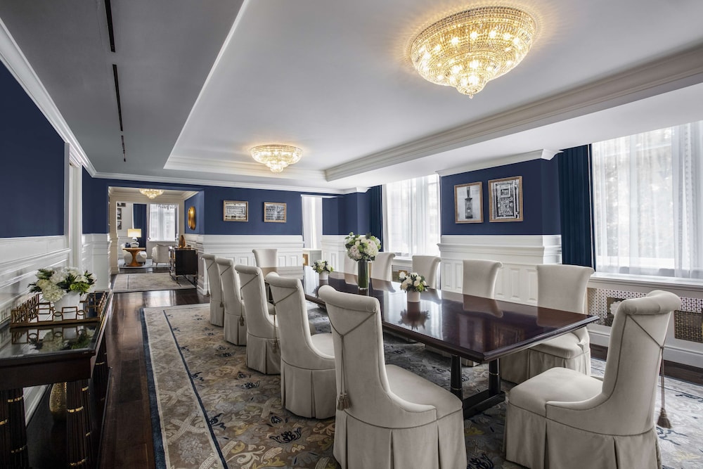 Waldorf Astoria Washington DC 84/99