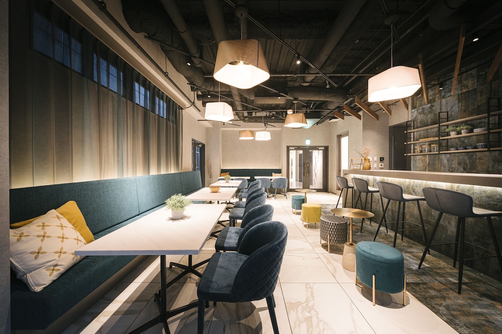 R Hotel Namba South 32/50