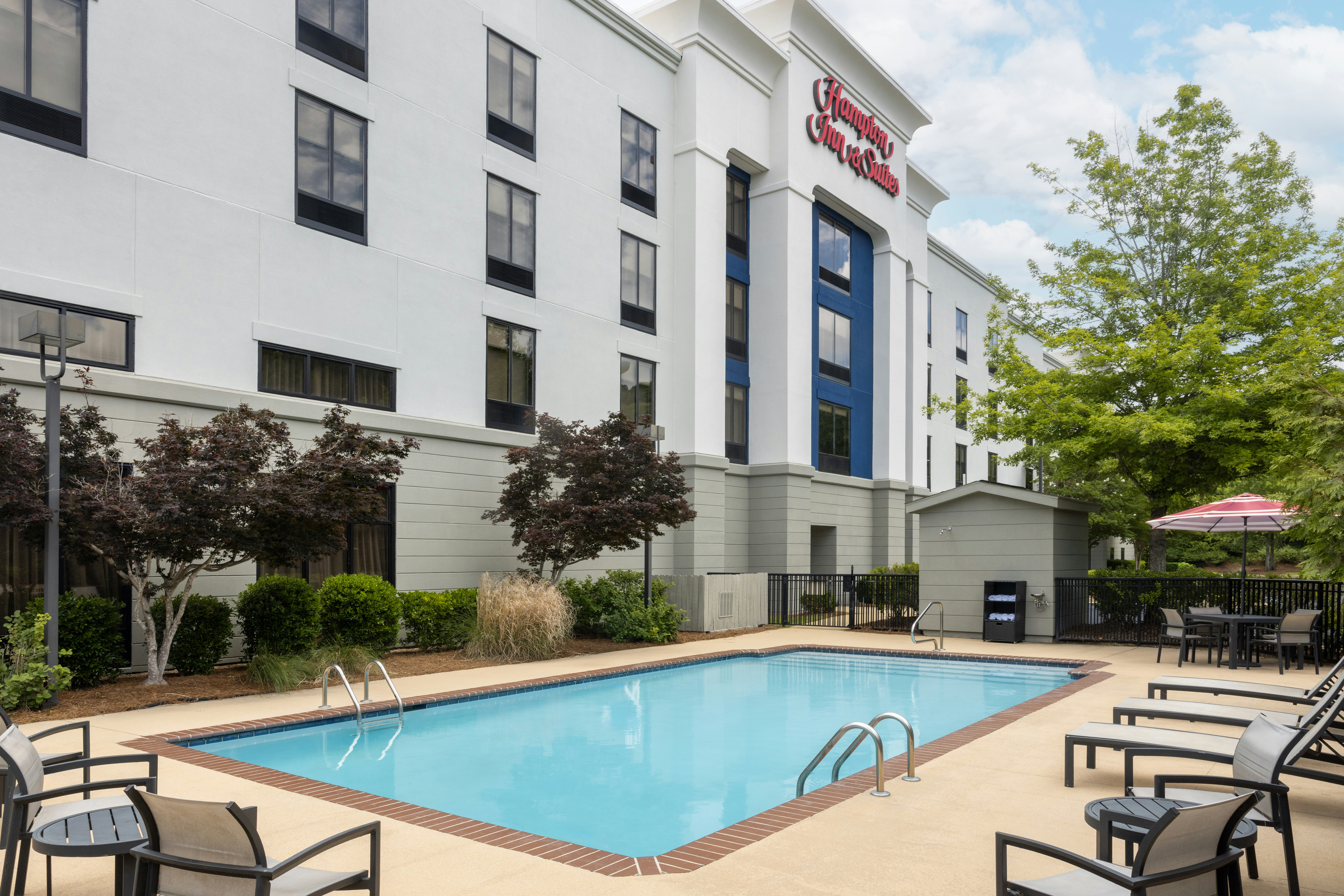 Hampton Inn Suites Birmingham 280 East Eagle Point 55/62
