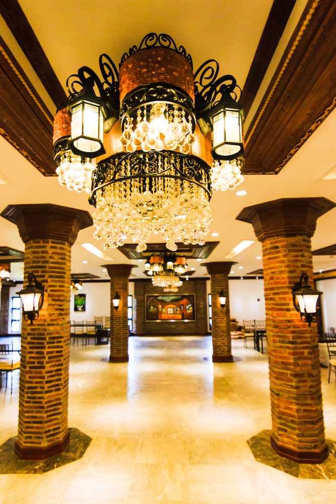 Hotel Luna Annex 10/50