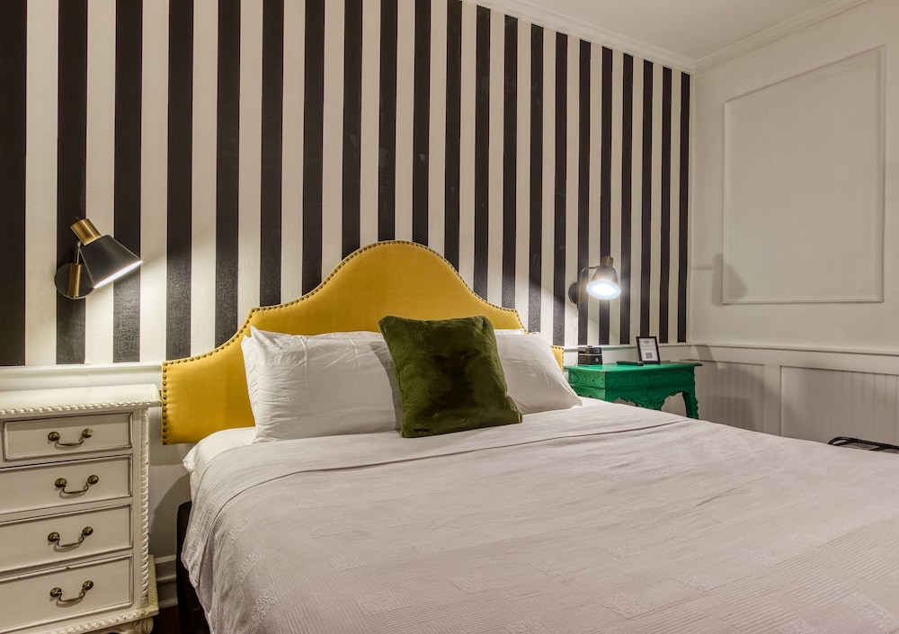 Cordova Inn 28/56