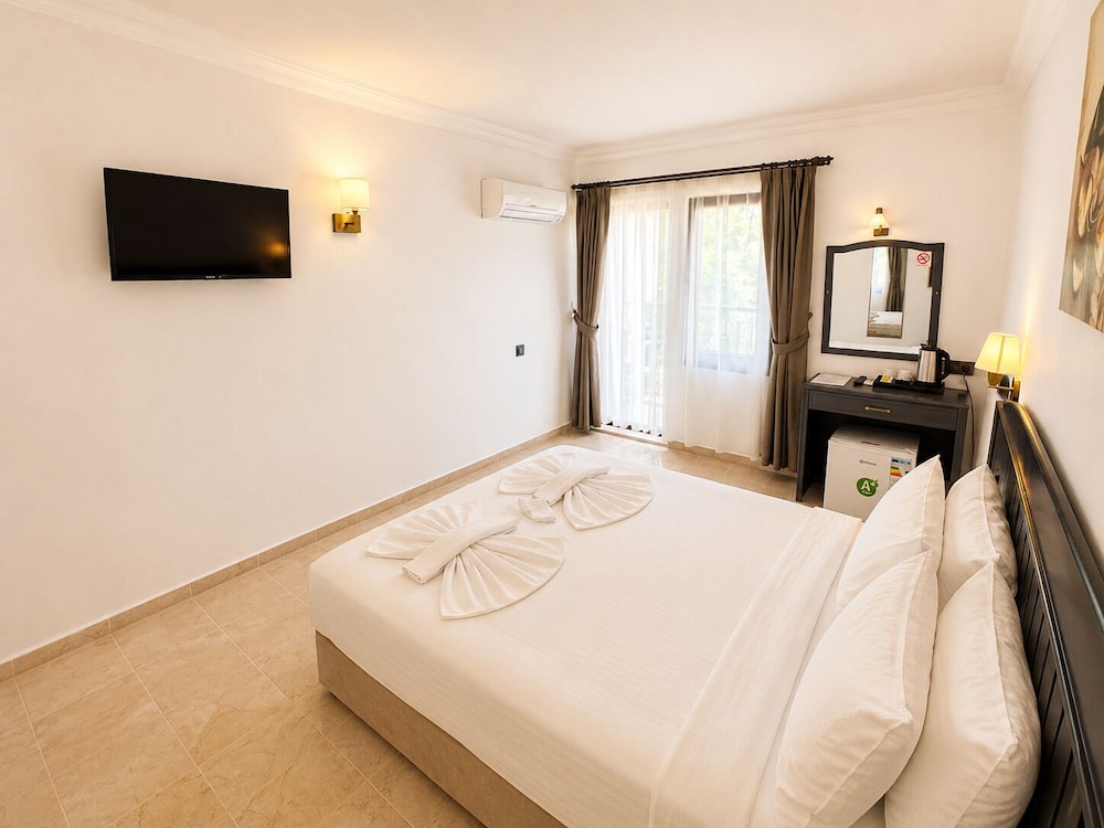 Standard, Double Bed
