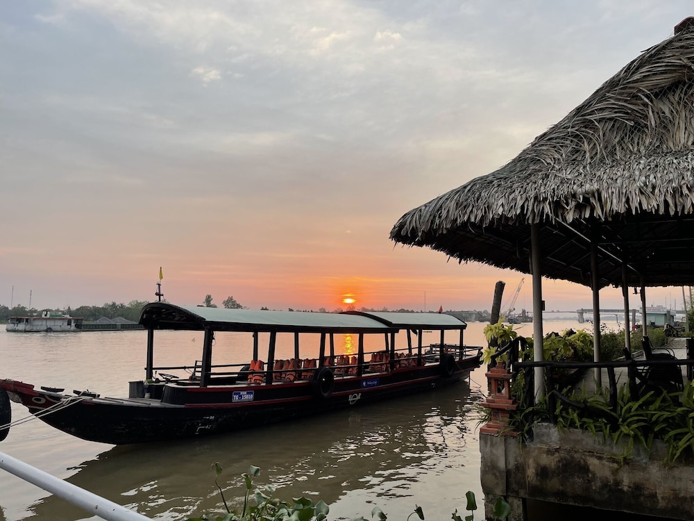 Mekong Lodge Resort 52/58