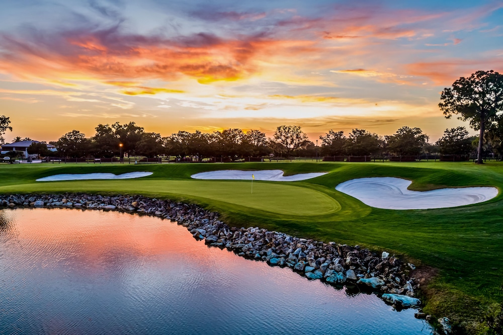 Arnold Palmers Bay Hill Club And Lodge 72/78