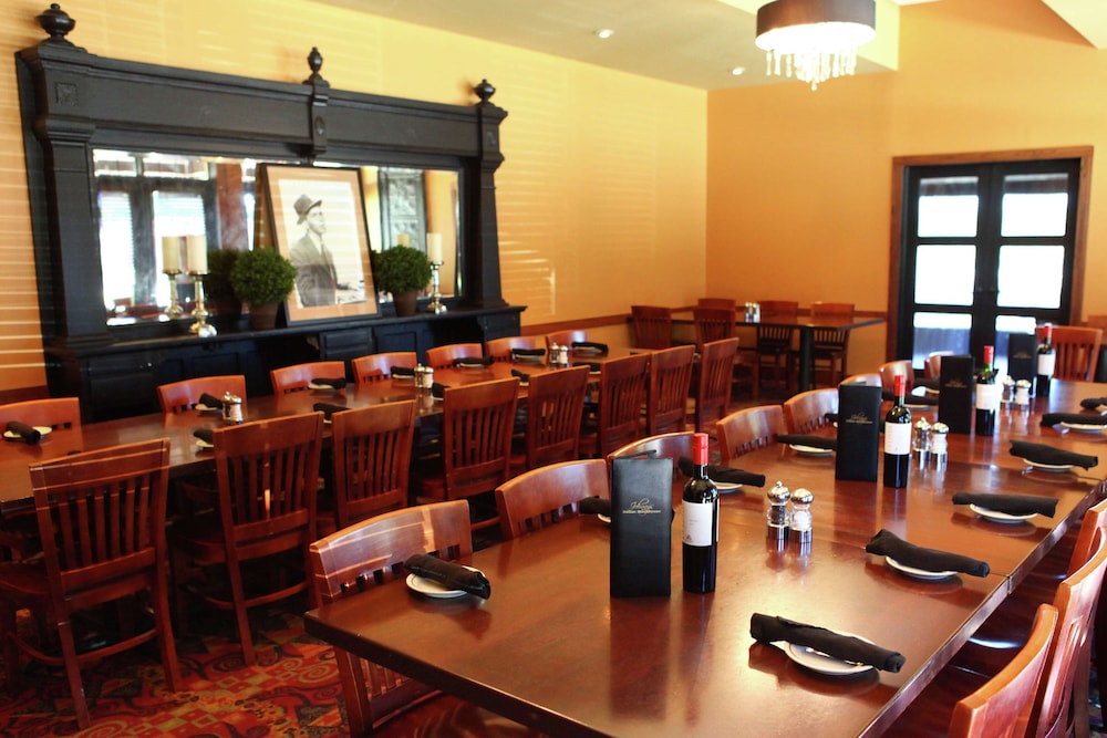 Hilton Garden Inn Des Moines Airport 57/78