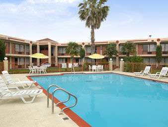 Knights Inn San Antonio near Frost Bank Center 4/35