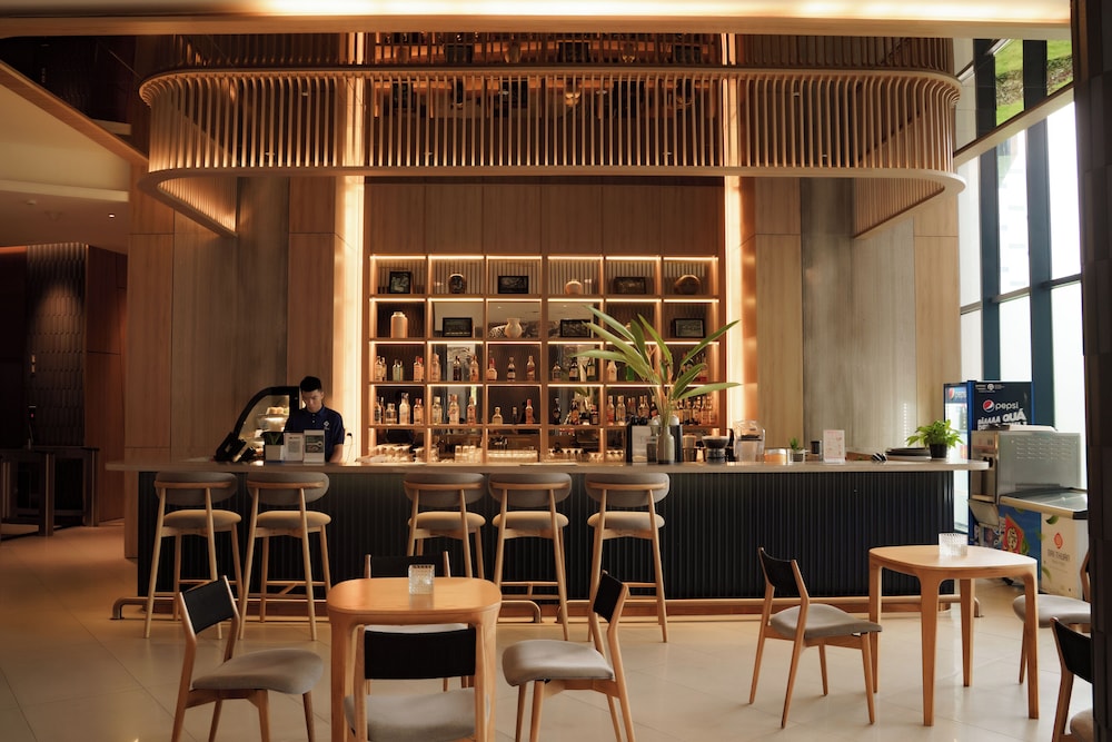 The Empyrean Cam Ranh Beach Resort 52/57
