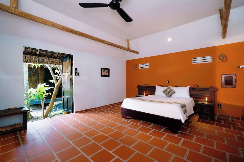 Whale Island Resort 14/68