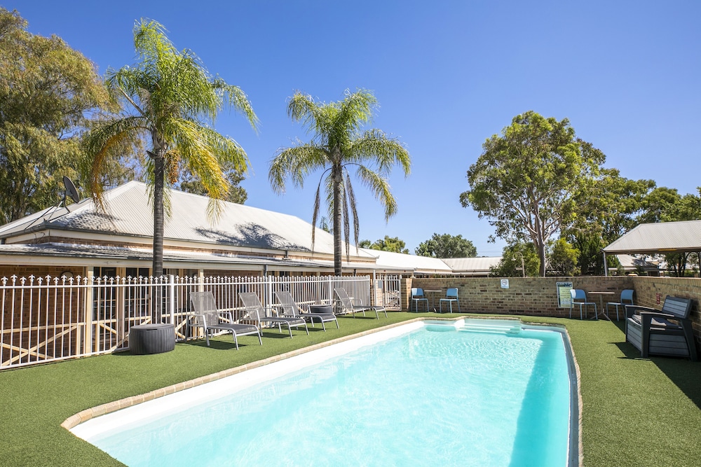 Macquarie Inn 3/66