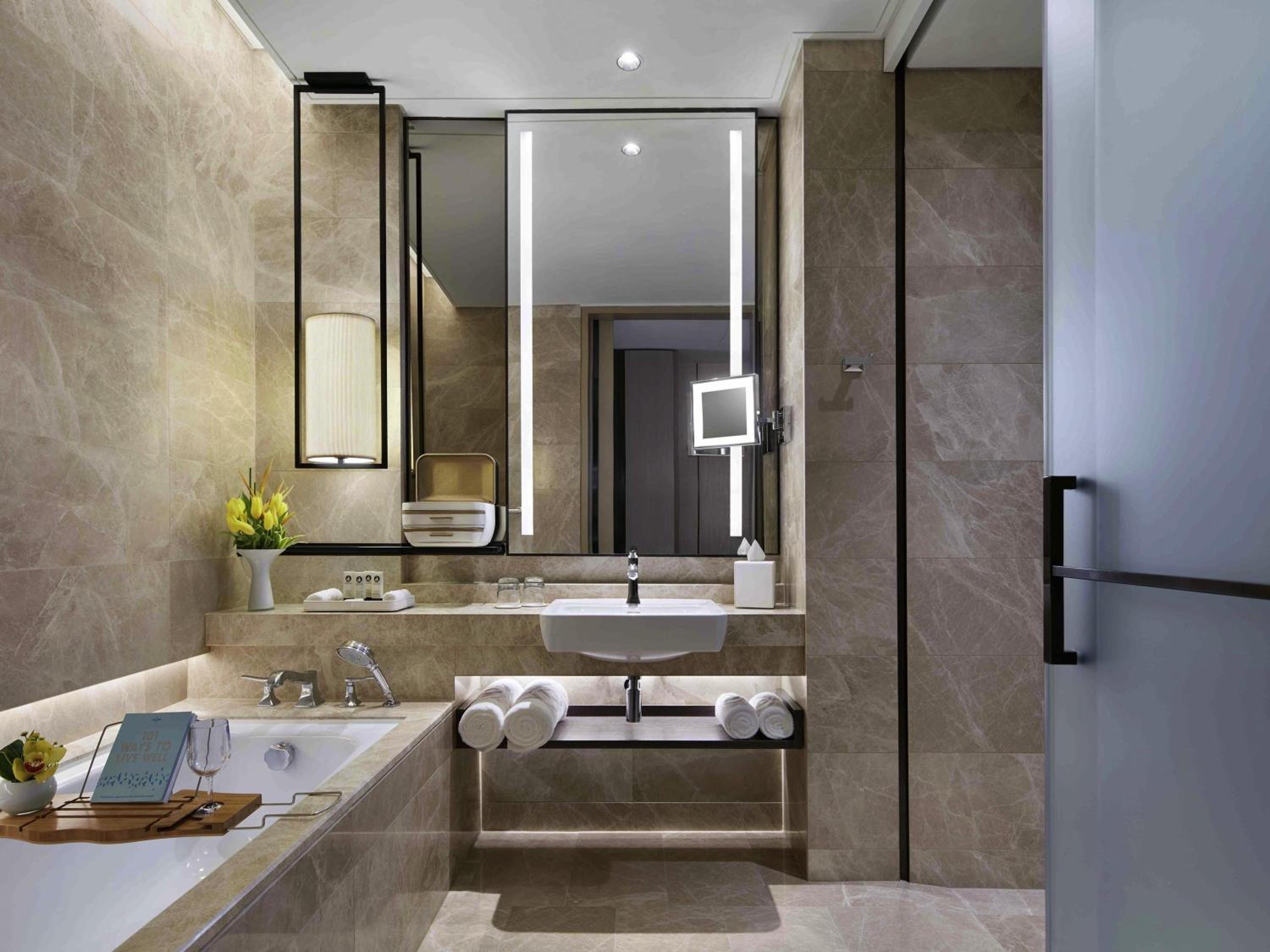 Heritage, Luxury, Twin Beds, with View, High Floor، Sofitel Singapore City Centre 2/2