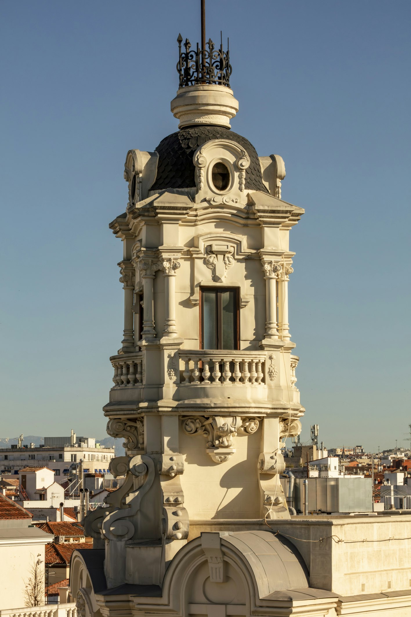 Nomade Temple Madrid 2/50
