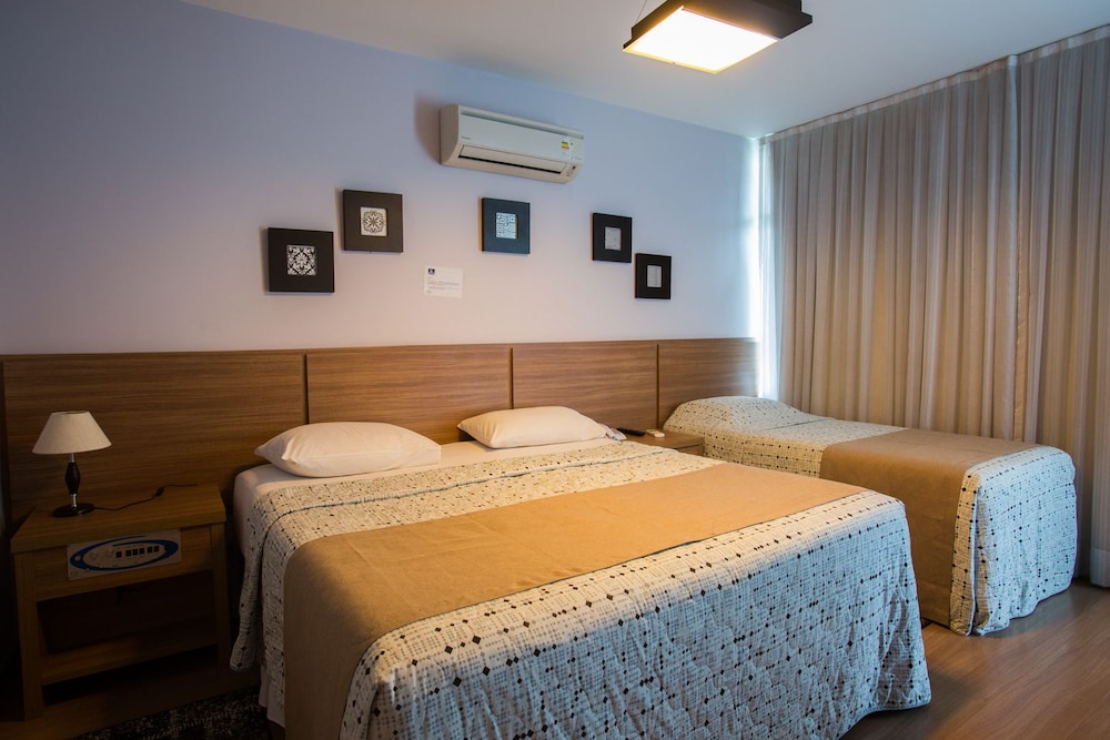 Gallant Hotel 19/67