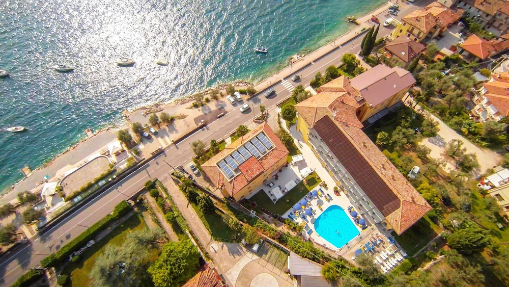 HOTEL DRAGO 47/50